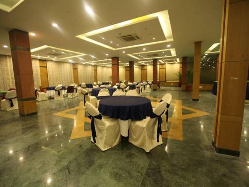 Pinjaur Modi Hotel & Resorts מראה חיצוני תמונה